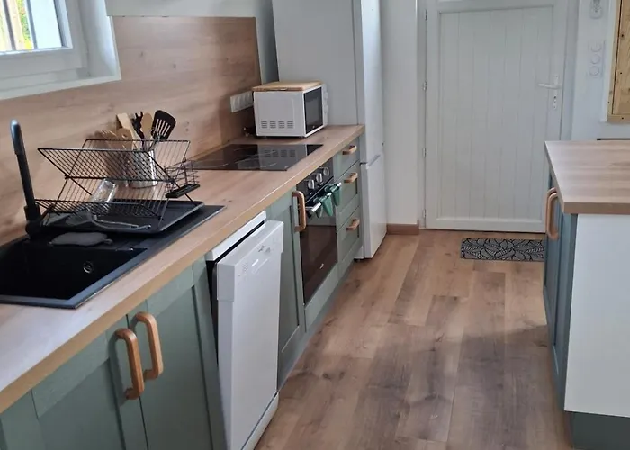 Holiday home Charming Near Saint-emilion Sainte-Terre